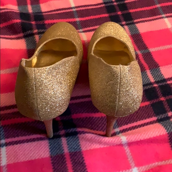 Gold Glitter 4in Heels - Picture 5 of 5
